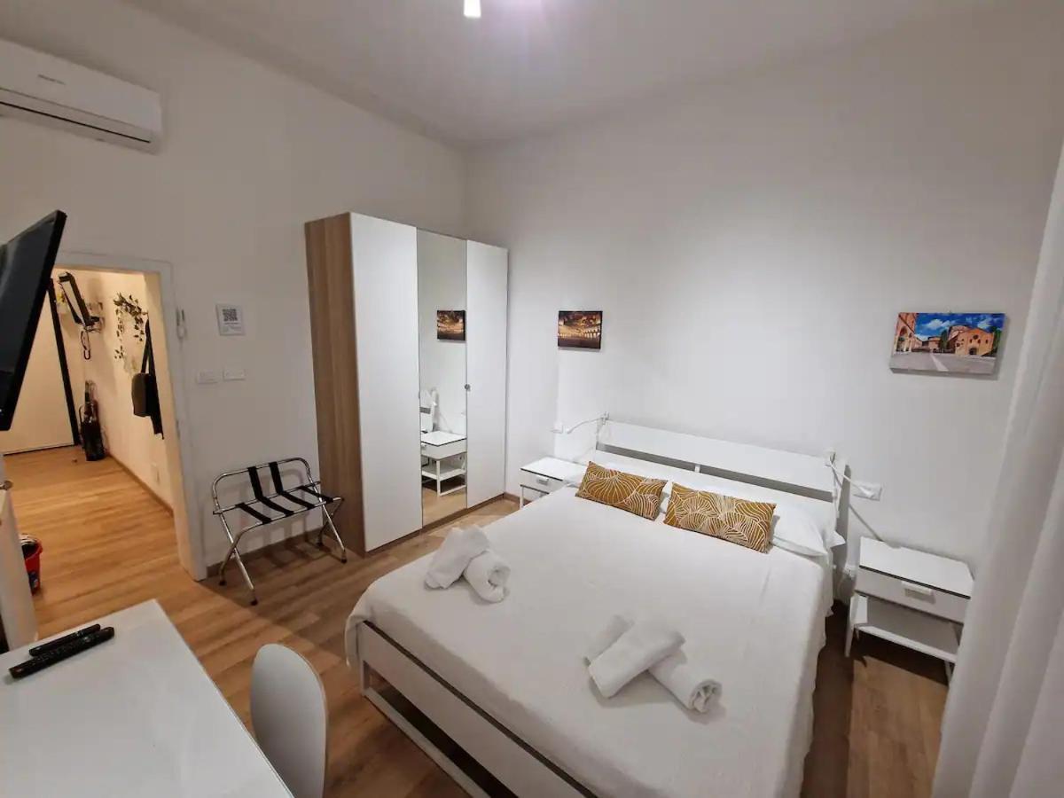 Fiera Station Apartment Bolonia Exterior foto