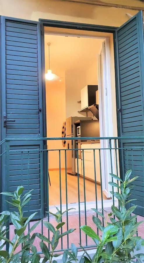 Fiera Station Apartment Bolonia Exterior foto